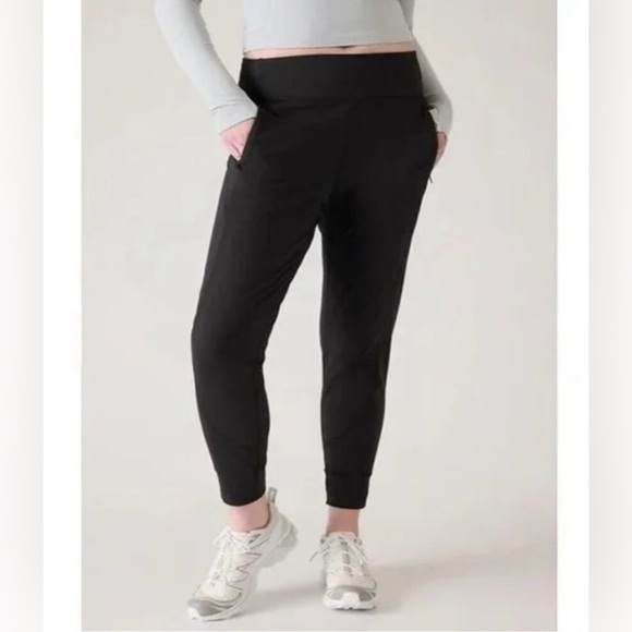 Athleta Rainier Mid Rise Joggers Black Size 3X - Picture 2 of 14